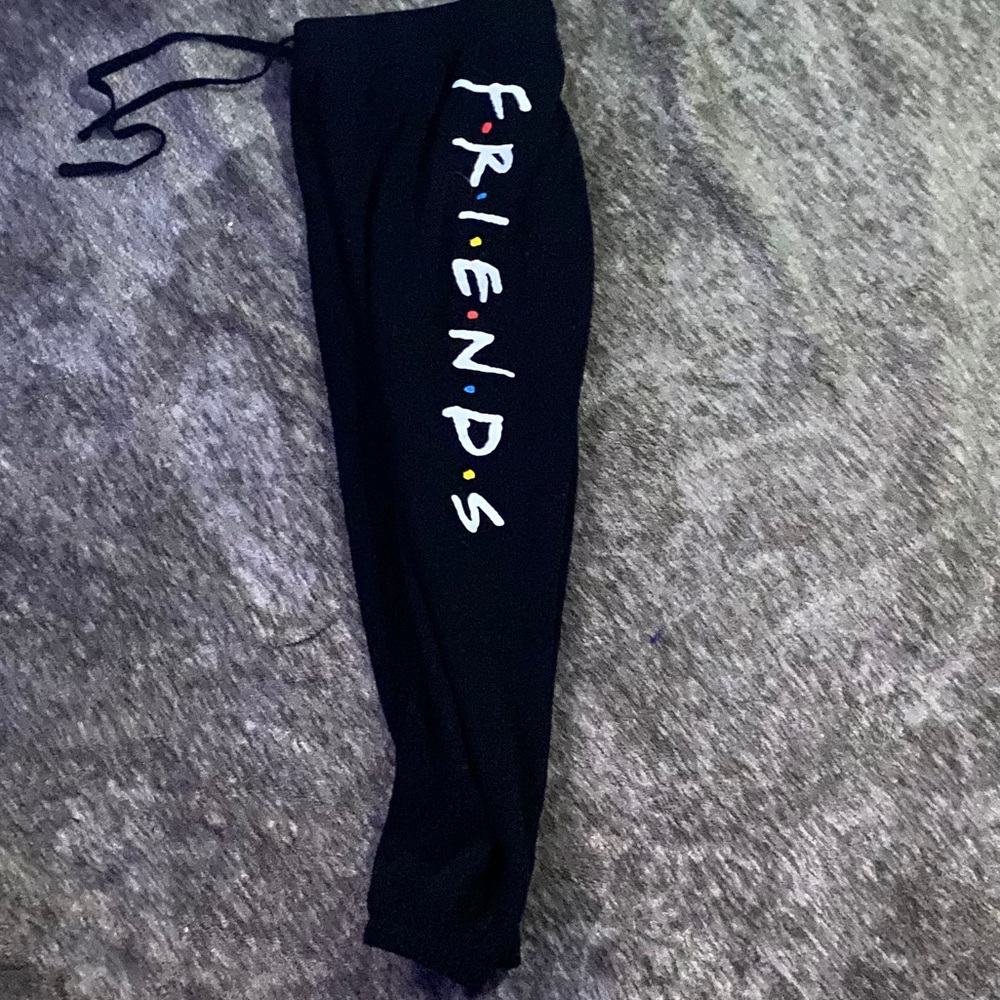 Cute -f•r•i•e•n•d•s- black sweatpants